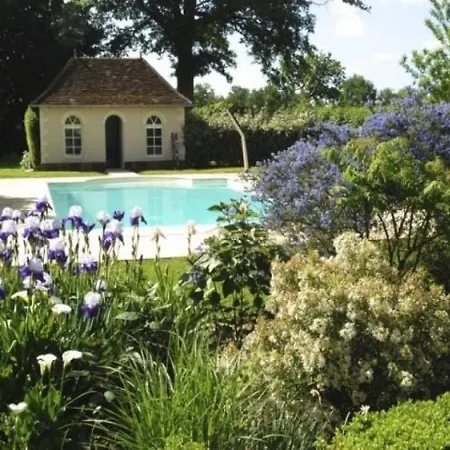 House Domaine De Crottay 1 Holiday home *